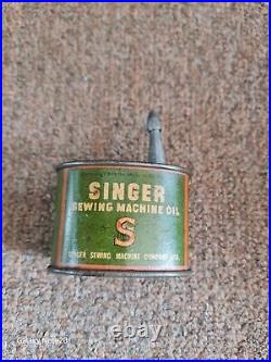 Christmases Special Old vintage singer sewing machine oil advertising items