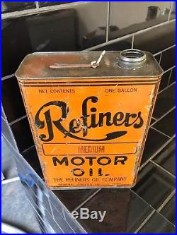 REFINERS MOTOR OIL One Gallon Vintage Tin Can RARE
