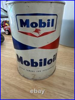 Rustic Vintage 1 Qt Mobil MobilOil Motor Oil Tin Can Pegasus Advertising FULL Rustic Vintage 1 Qt Mobil MobilOil Motor Oil Tin Can Pegasus Advertising FULL