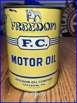 VINTAGE 1937 FREEDOM PA BULLDOG 1 QUART MOTOR OIL METAL CAN Advertising Clean