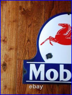 VINTAGE MOBIL OIL PORCELAIN SIGN 16-1/2 x 13-1/4 PEGASUS RACING PUMP GARAGE VINTAGE MOBIL OIL PORCELAIN SIGN 16-1/2 x 13-1/4 PEGASUS RACING PUMP GARAGE