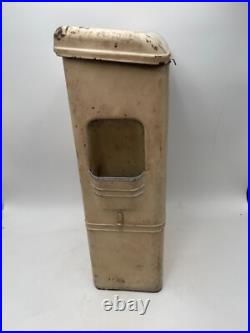 VINTAGE Standard Oil Windshield Wipes/Towels Dispenser Display