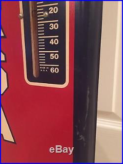 Vtg. 1940rareoriginal Universal Auto Battery Metal Thermometer Gas Oil Sign