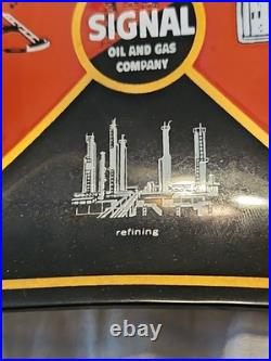 Very scarce Vintage Signal Oil Gas advertising glass ashtray Matches. New in box