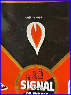 Very scarce Vintage Signal Oil Gas advertising glass ashtray Matches. New in box