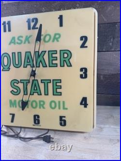 Vintage 16 Quaker State Motor Oil Advertising Lighted Wall Clock