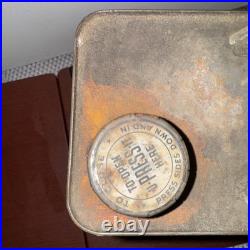 Vintage Advertising Hippo 1 Gal Oil Tin Can 104-d Vintage Advertising Hippo 1 Gal Oil Tin Can 104-d