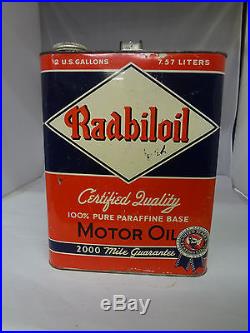 Vintage Advertising Two Gallon Radbiloil Service Station Motor Oil Can 50-x