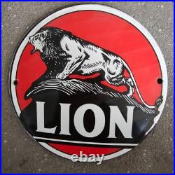 Vintage Lion Red Black Old Us Gasoline Oil Gas Pump Enamel Porcelain Sign