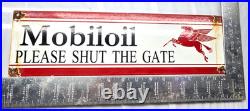 Vintage Mobil Oil Pegasus Gasoline Sign Motor Oil Gas Pump Porcelain Large Sign Vintage Mobil Oil Pegasus Gasoline Sign Motor Oil Gas Pump Porcelain Large Sign