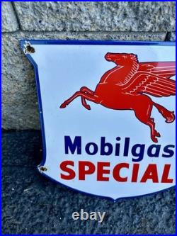 Vintage Mobil Sign Pegasus Mobilgas Gas Motor Oil Pump Service Porcelain Sign