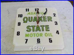 Vintage NOS Dualite Quaker State Lighted Clock Sign 1960s 1970s 1980s Oil Can