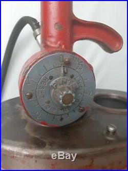 Vintage Oil Pump Unbranded unidentified with nozzle & capacity dial hand pumped