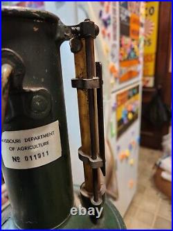 Vintage Original Antique Gas Oil Sign Calibration Can In Excellent Condition