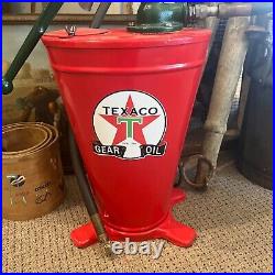 Vintage Restored Texaco Oil Gear Oiler Pump Greaser Alemite