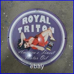 Vintage Royal Triton Old Us Gasoline Oil Gas Pump Enamel Porcelain Sign
