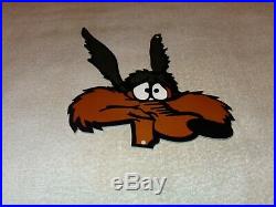 Vintage Wile E. Coyote Road Runner Looney Tunes 13 Metal Gasoline & Oil Sign
