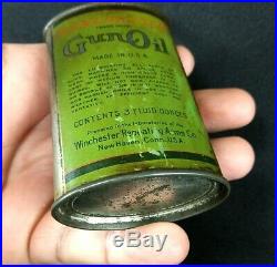 Vintage Winchester Repeating Arms Co Green Gun Oil lead top can Handy Oiler RARE