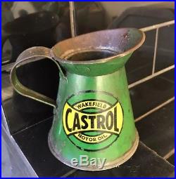 Wakefield Castrol 1 Imperial Pint Genuine Vintage Oil Pourer Jug