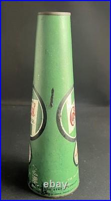 Wakefield Castrol Hi Press Gear Oil Vintage Quart Conical Can Motor Card Tin